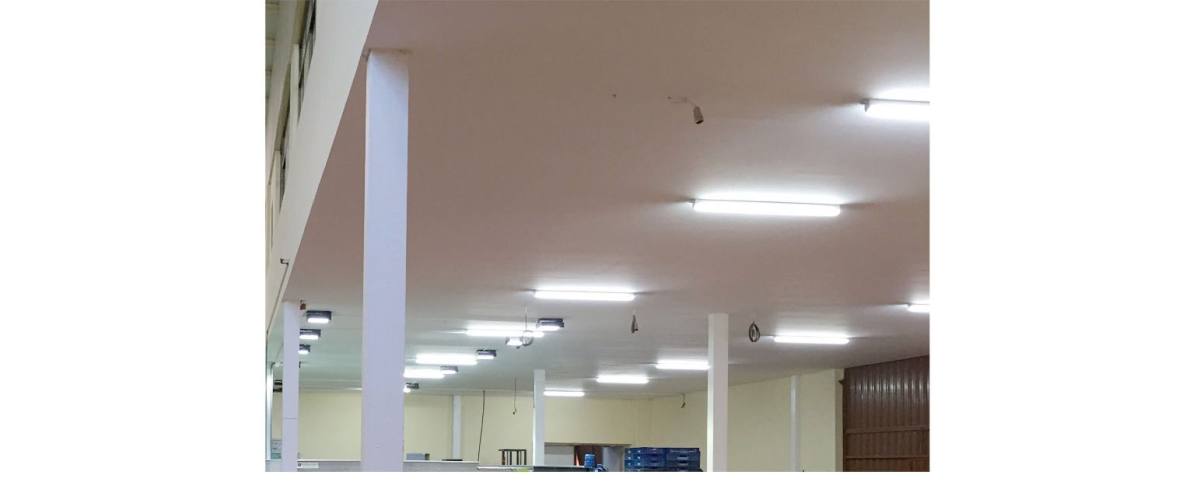 QLED LINEAL03